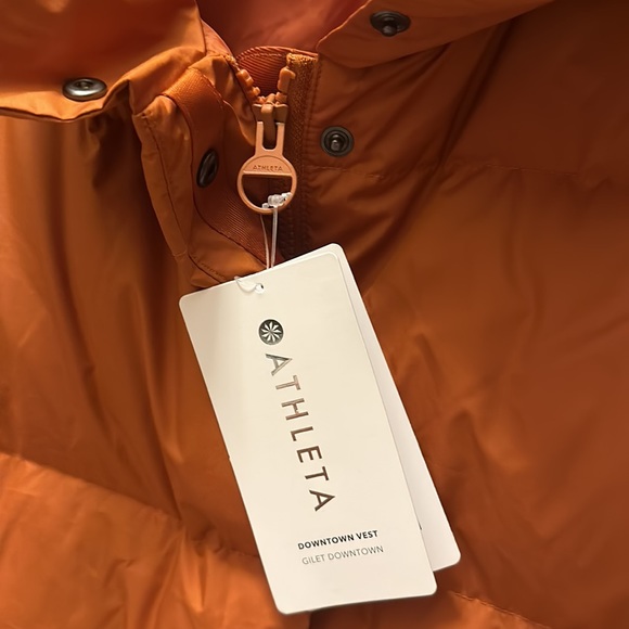 ATHLETA women’s Downtown Vest - Picture 17 of 17